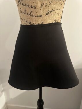 American Apparel Black Circle Scuba Skirt, Small
